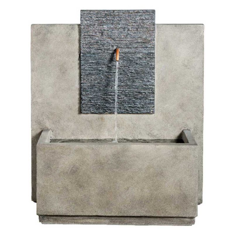 Fontaine avec robinet