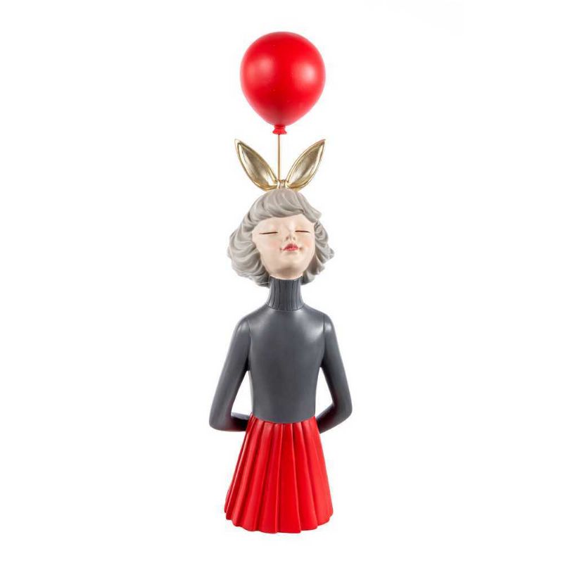 Statuette Donna avec un ballon rouge